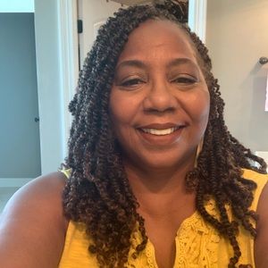 Meet your Posher, Antoinette